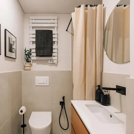 아파트 Carvalhal - 2 Bedrooms And Pool In Avenidas Novas 리스본